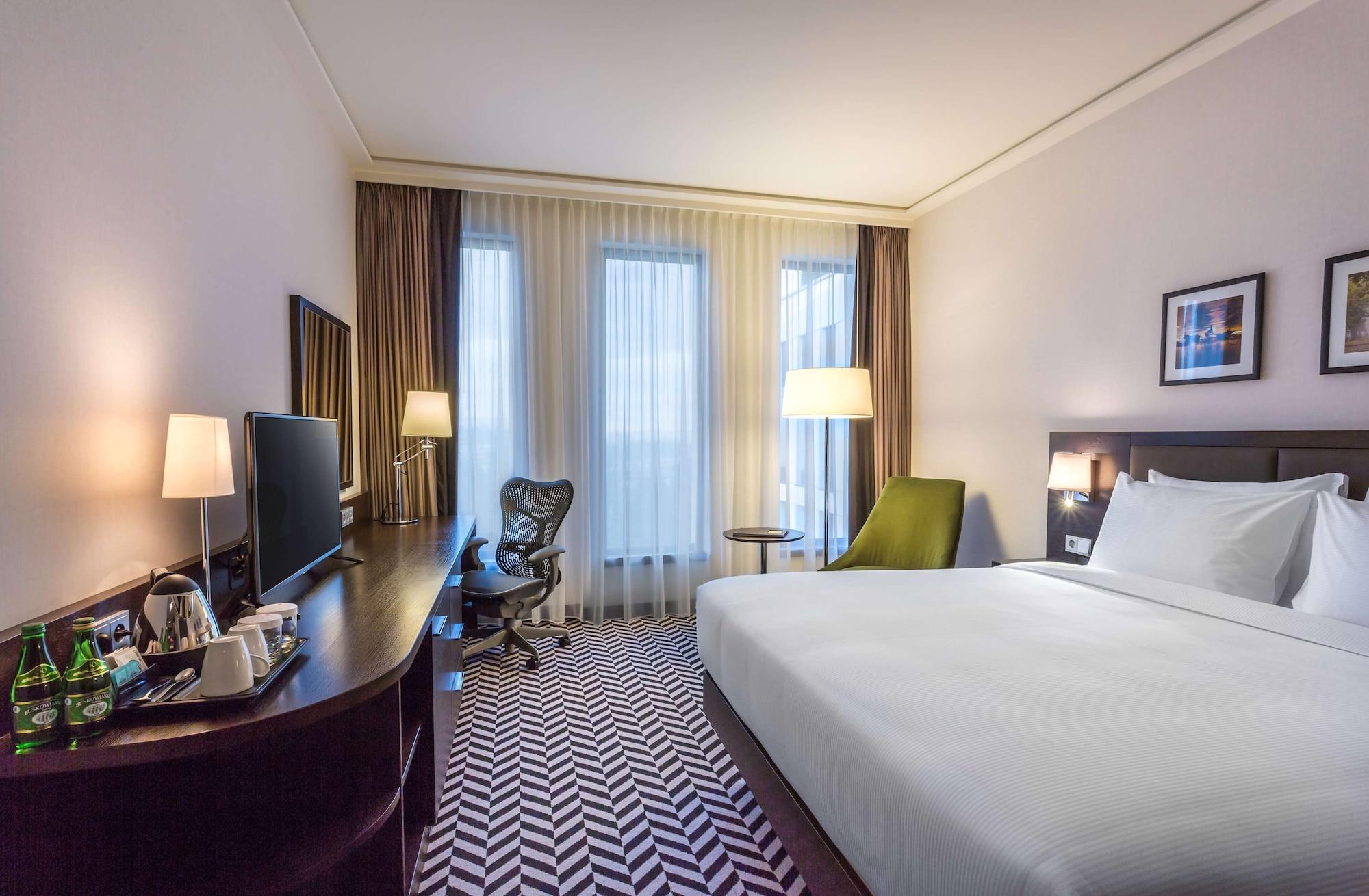 Hotel Hilton Garden Airport